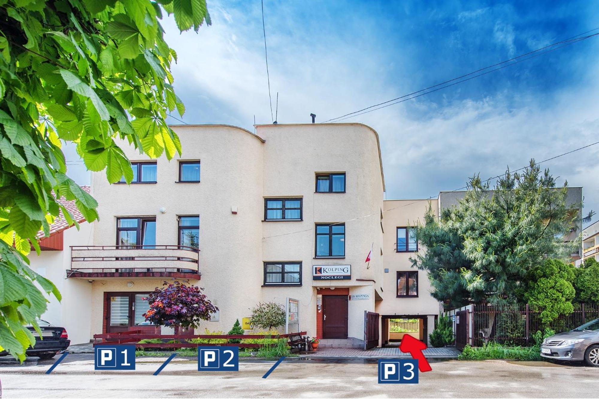 Dom Kolping Vandrarhem Kraków Exteriör bild